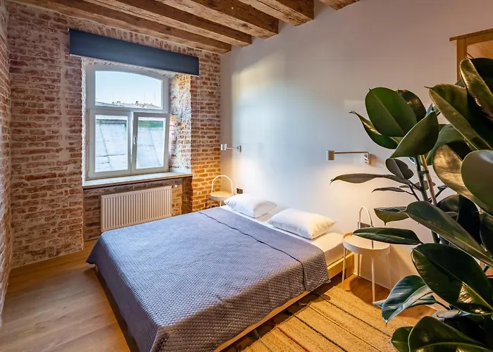 Onlviv Rynok Square 18 Two